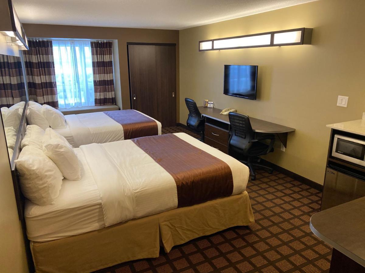 Microtel Inn & Suites By Wyndham - Тіммінс Екстер'єр фото