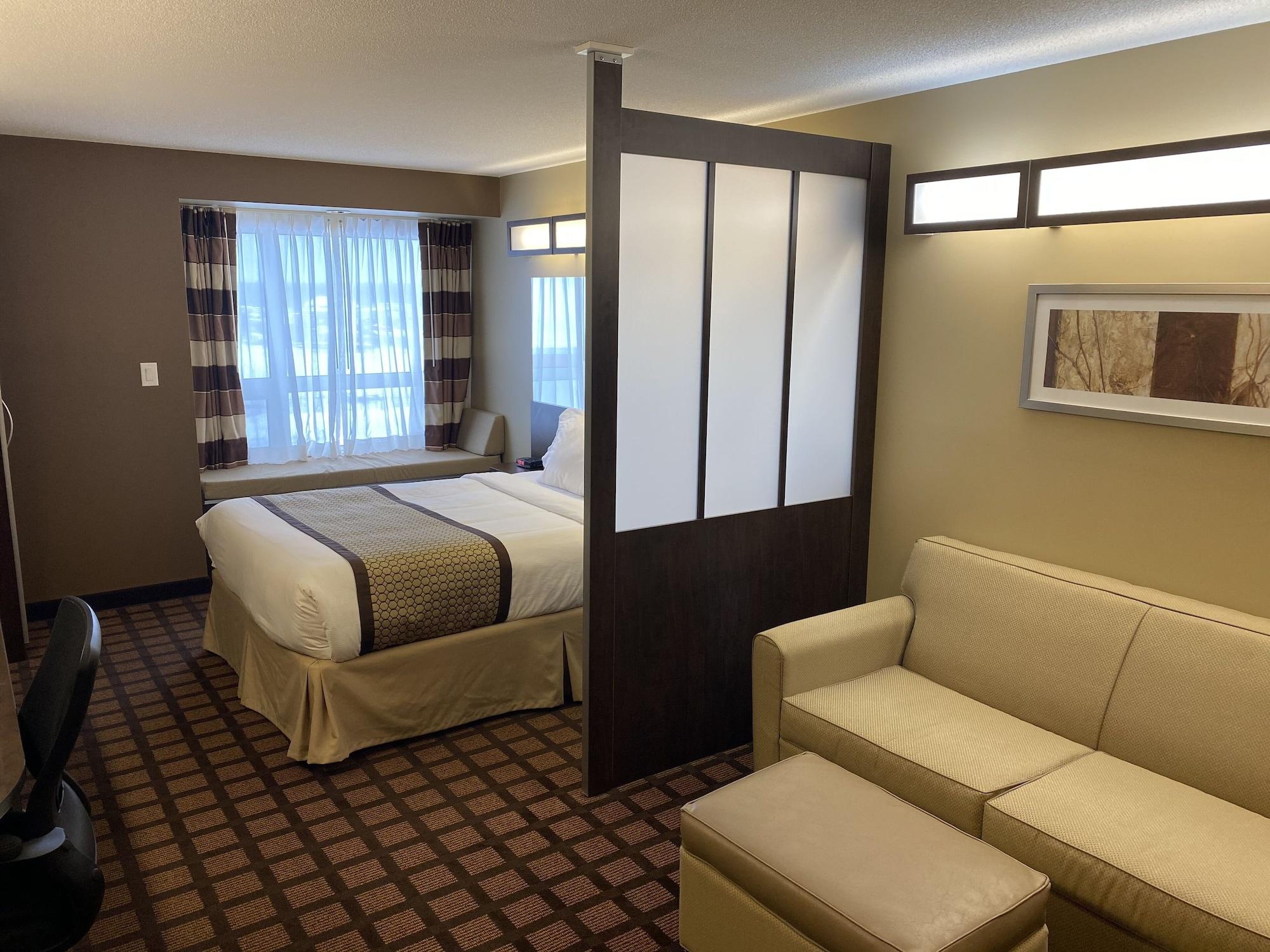 Microtel Inn & Suites By Wyndham - Тіммінс Екстер'єр фото